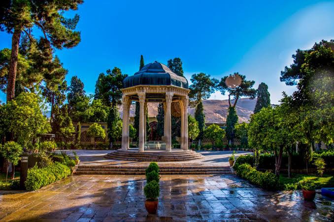 حافظ شیراز در گستره امواج رادیو، از فارس تا سراسر ایران