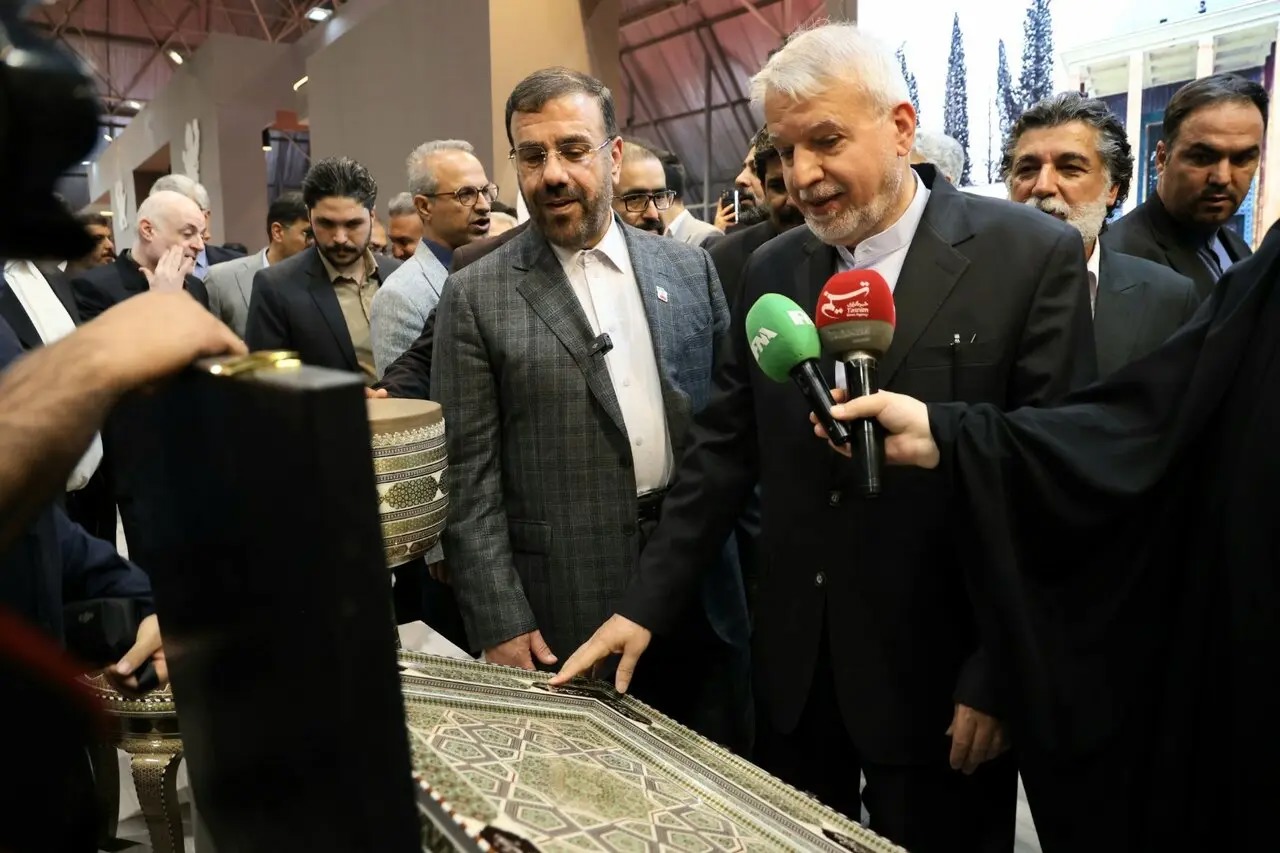 پیوند هنر اصیل با دیپلماسی تجاری؛ افتتاح آرت اکسپو و نمایشگاه گردشگری