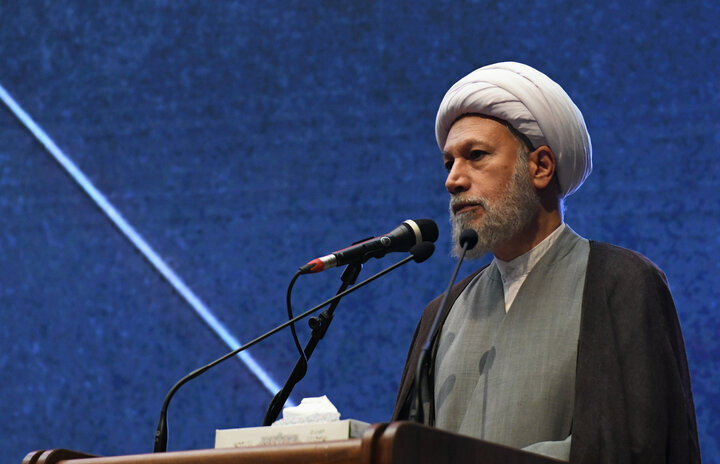 آیت‌الله دژکام: حافظ زبان گویای حماسه‌های امروز است