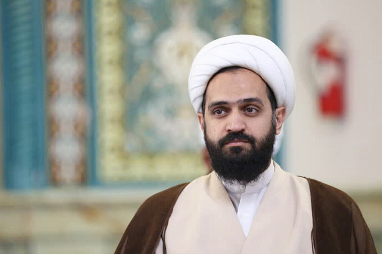 حدائق: دوستداران امام زمان(عج) باید برای خدا تلاش کنند