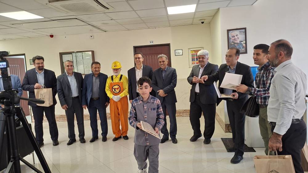 دانش‌آموزان شیرازی در زمینه صرفه‌جویی در مصرف برق قهرمانان شدند