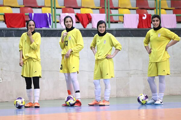 نسل جدید فوتسال دختران ایران در مسیر داکار