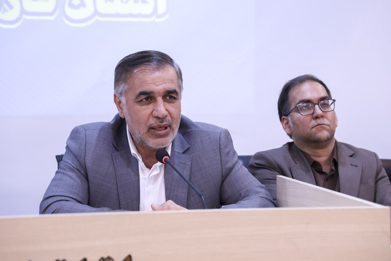 موافقت با ۳۶ درخواست واگذاری و تمدید اجاره اراضی در فارس